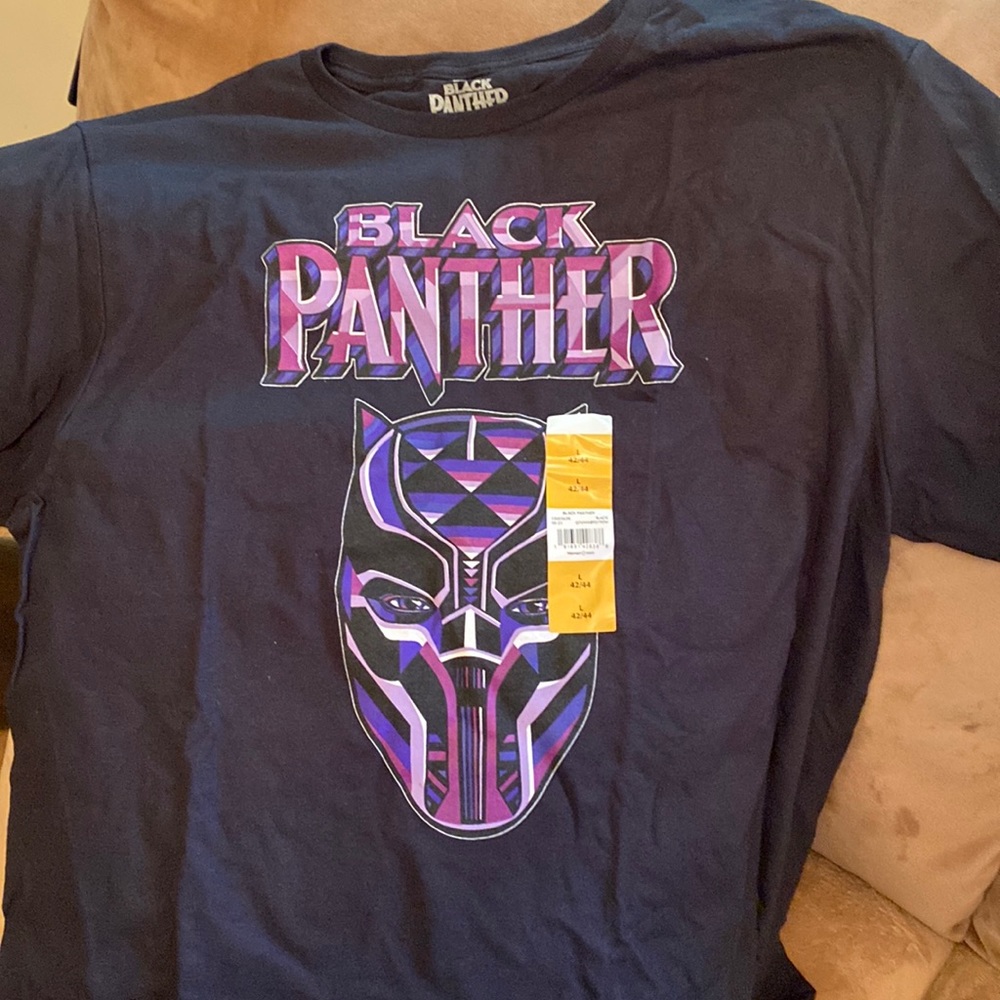 Adult Marvel Black Panther Tshirt Size Large NWT